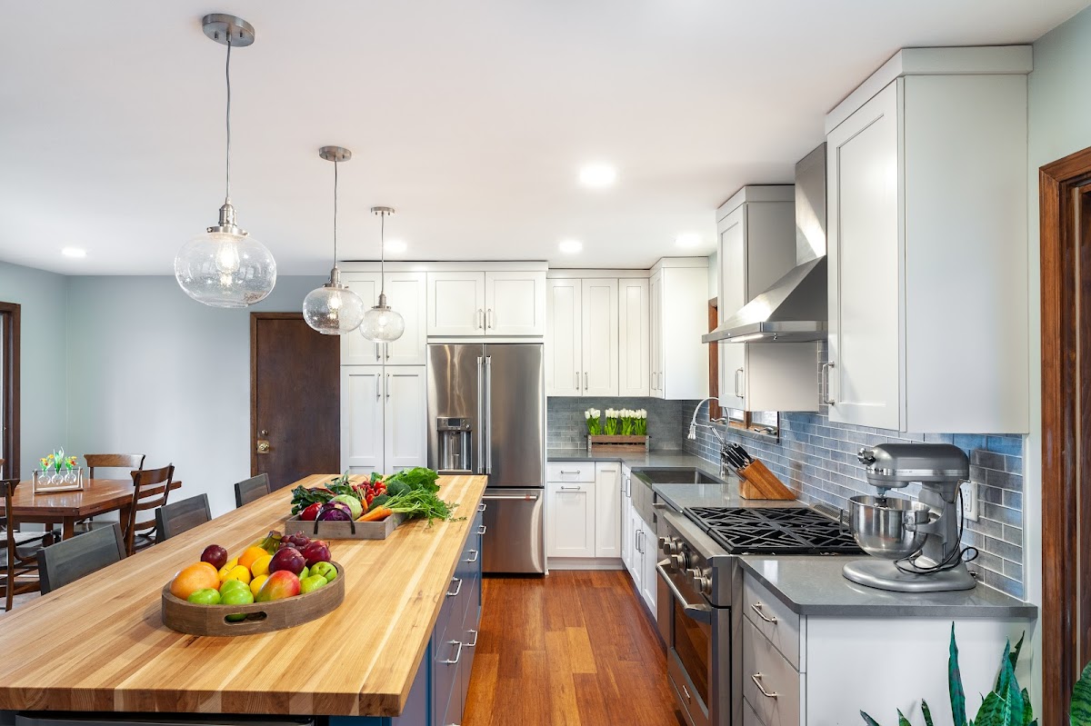 DreamMaker Bath & Kitchen