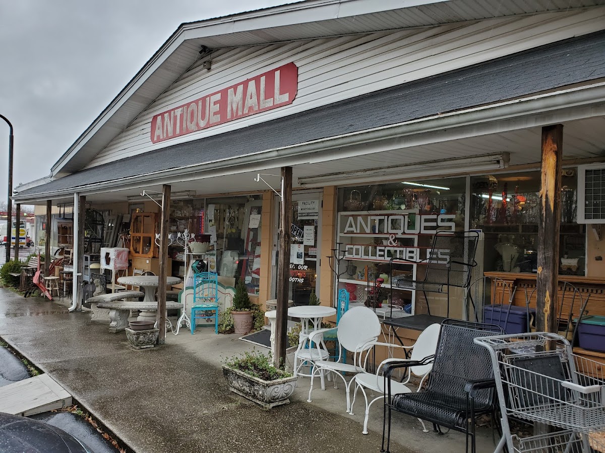 North 27 Antique Mall