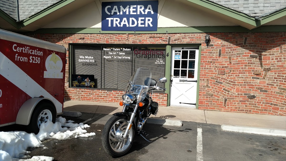 The Camera Trader
