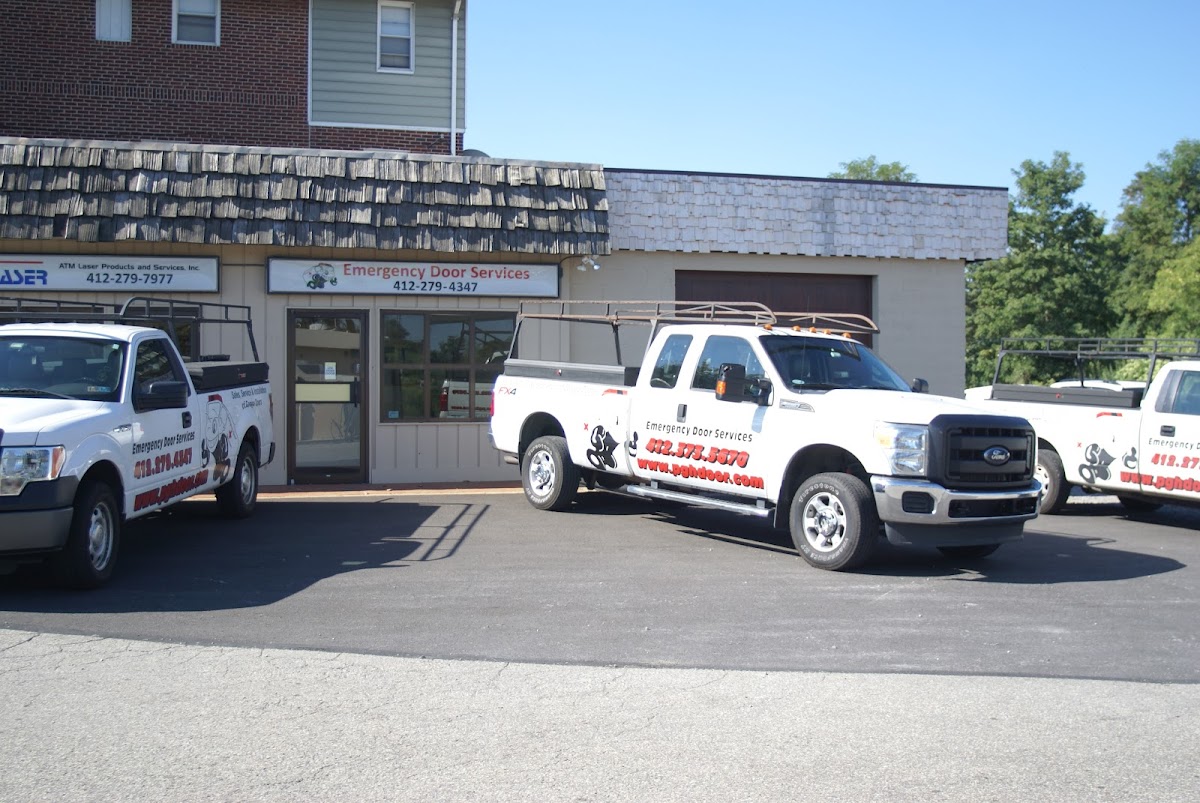Emergency Door Services - Emergency Door Services Automatic Gate Repair in Oakdale, PA photo