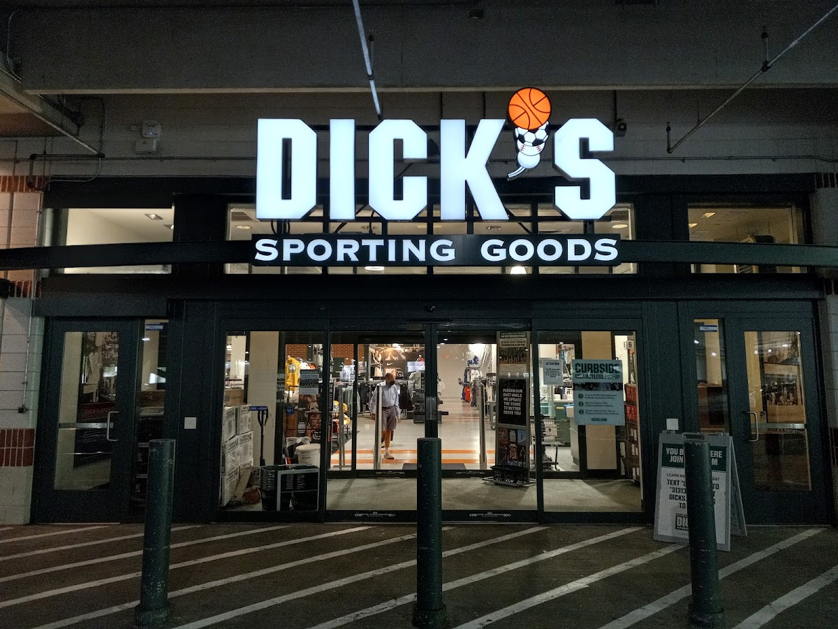 DICK'S Sporting Goods