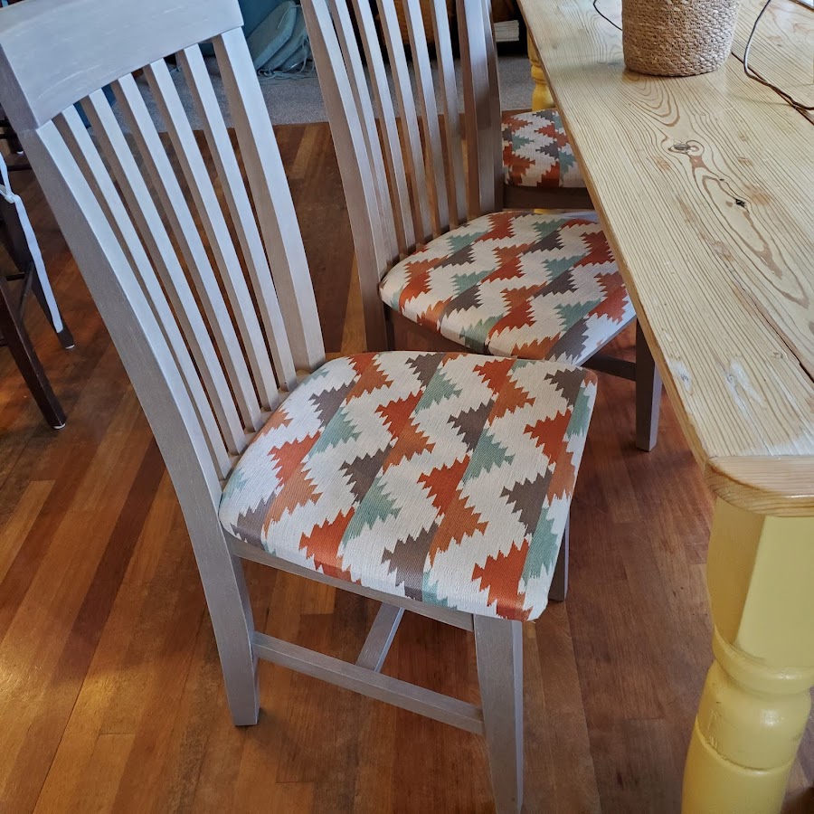 Richie's Custom Upholstery