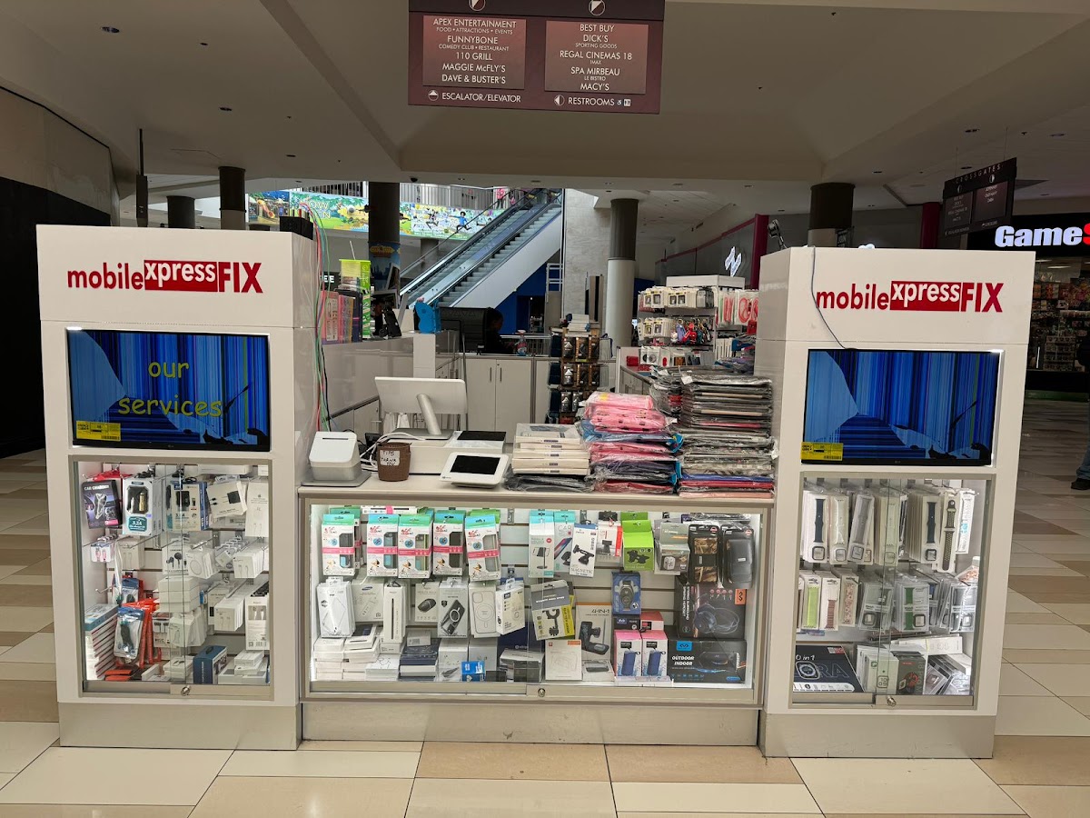 Mobile Xpress - Infront of kay Jewelers