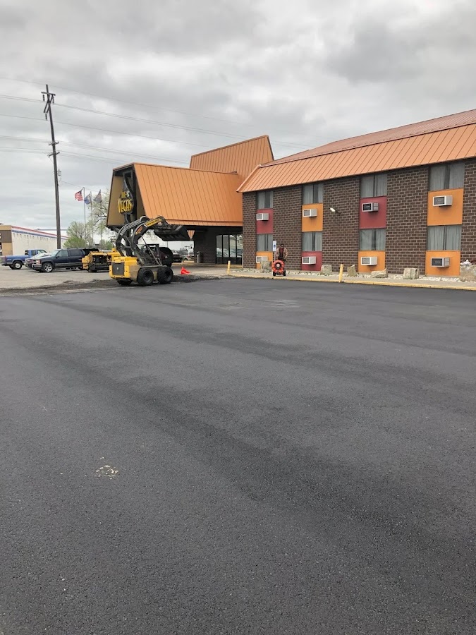 Asphalt Paving & Professional Coatings