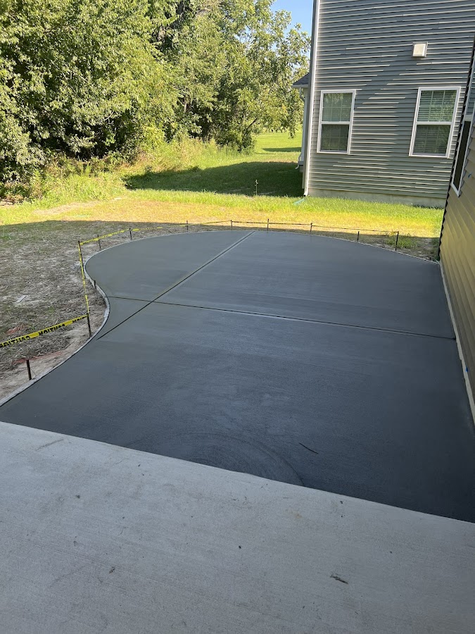 DC Concrete & Landscaping LLC - DC Concrete & Landscaping LLC Driveway Repair in Pittsville, MD photo