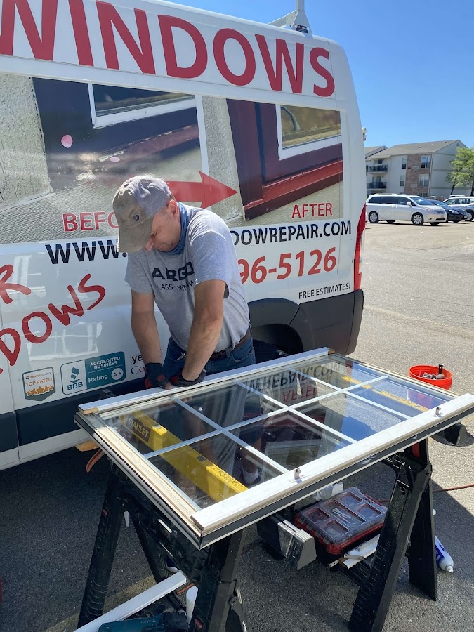 Window Repair & Glass Replacement Service