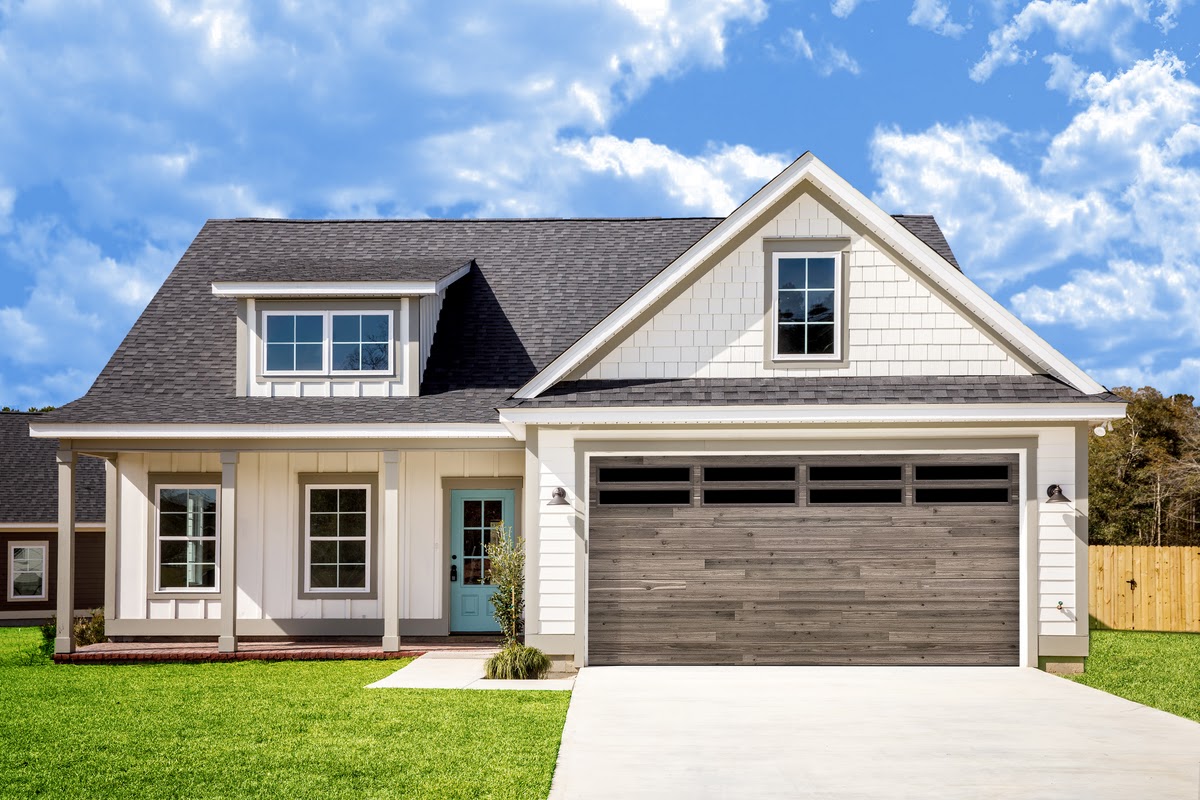Declan's Garage Door's Specialist. Automatic Gate Repair in Olympia, WA photo