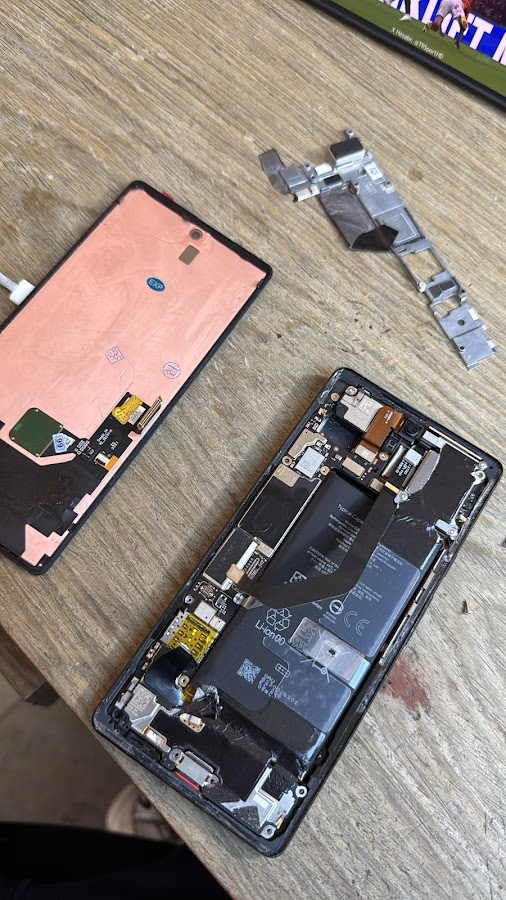 Phone Repair Crystal Wireless | Yes, iCan Fix