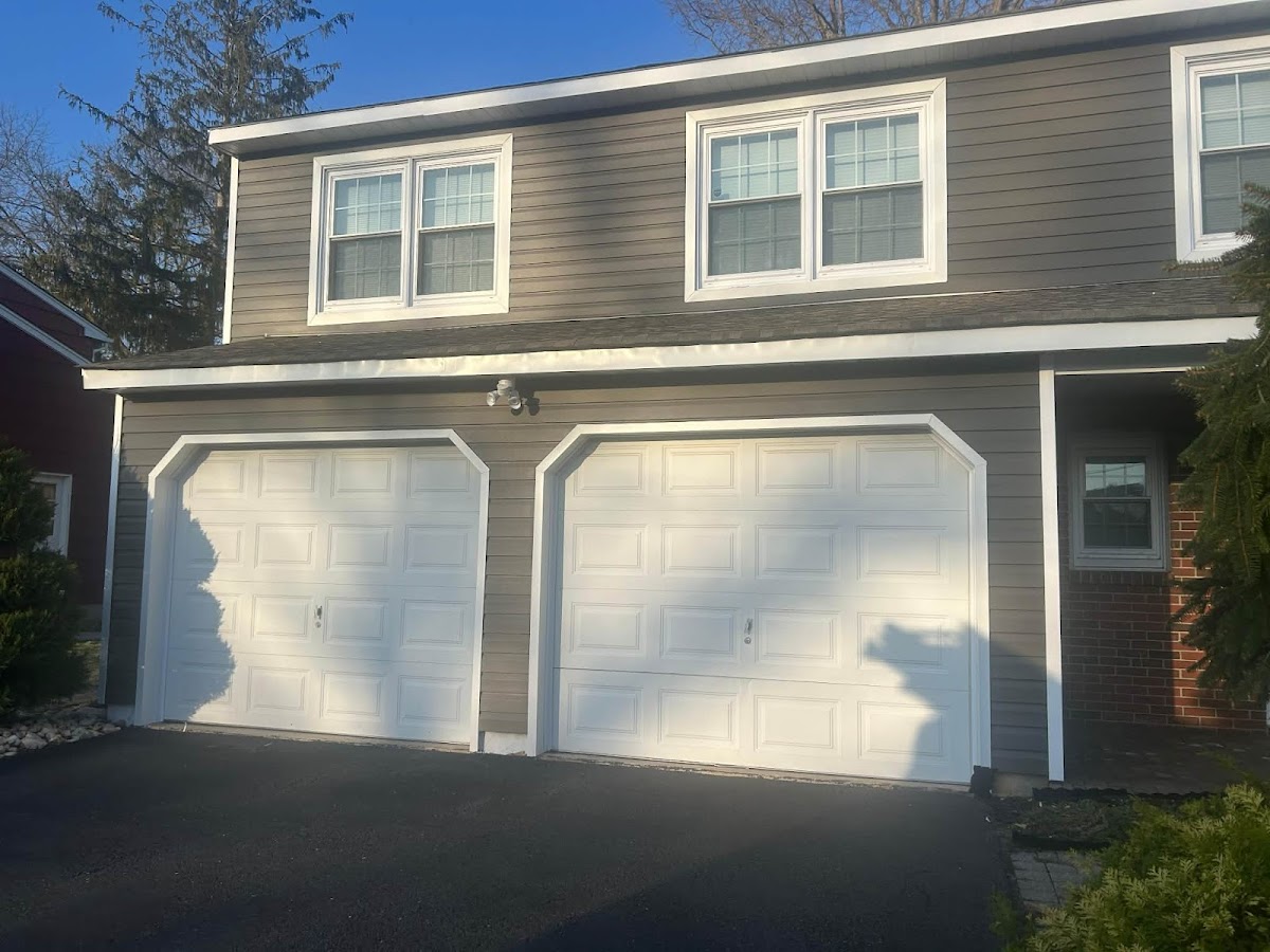 GUARACA BROTHERS CONSTRUCTION LLC. Roofing,siding &chiminey