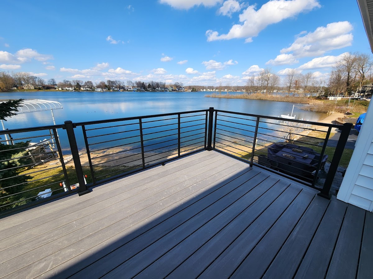 Signature Decks & Construction LLC