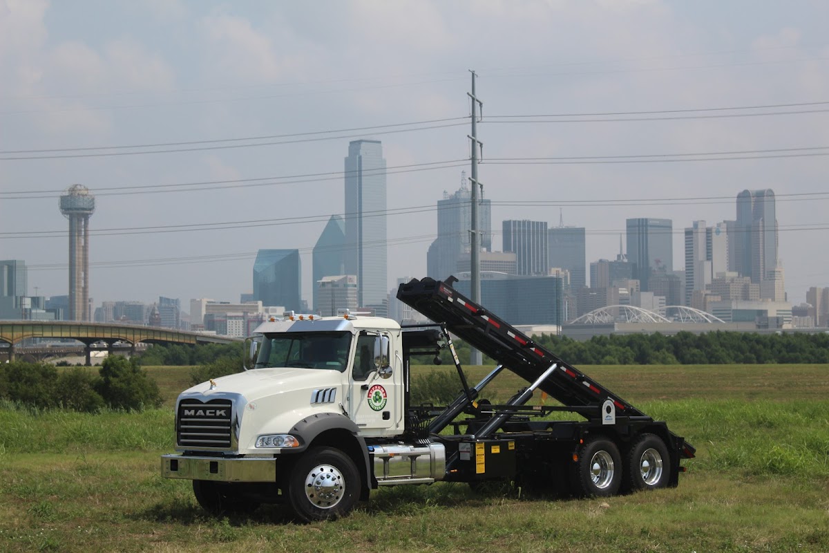 Supreme Recycling - Supreme Recycling Trash Compactor Repair in Dallas, TX photo