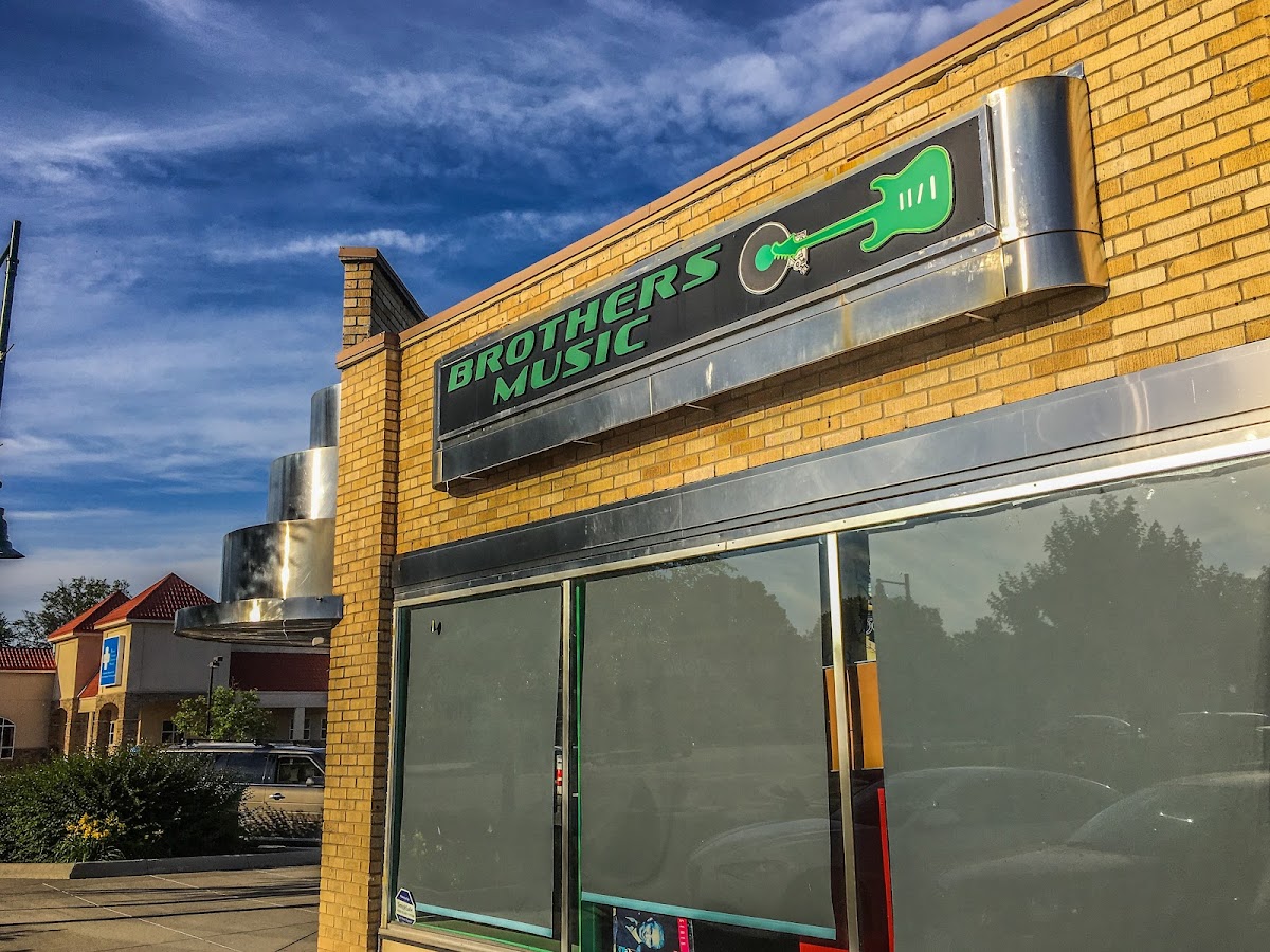 Brothers Records & Toys