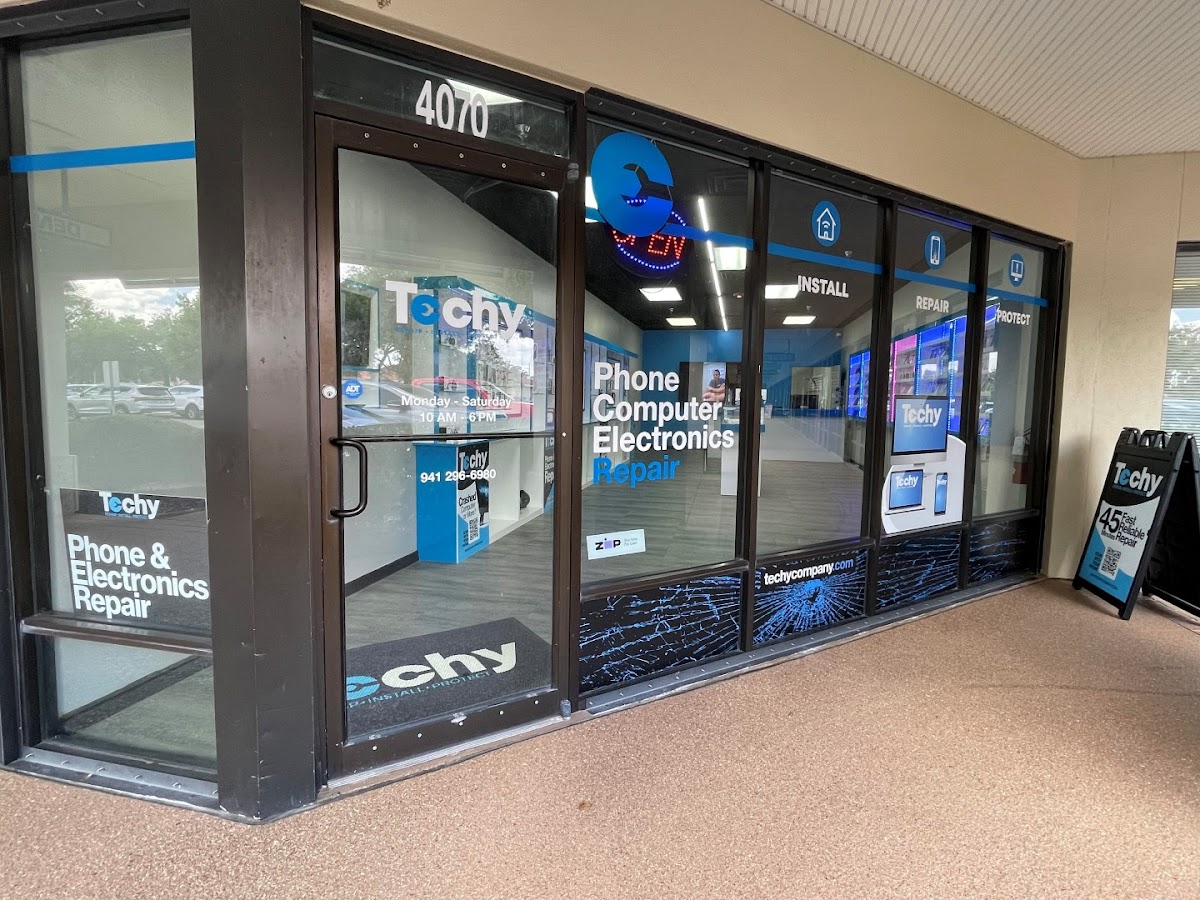 Techy Sarasota - Techy Sarasota Charging Port Repair in Sarasota, FL photo