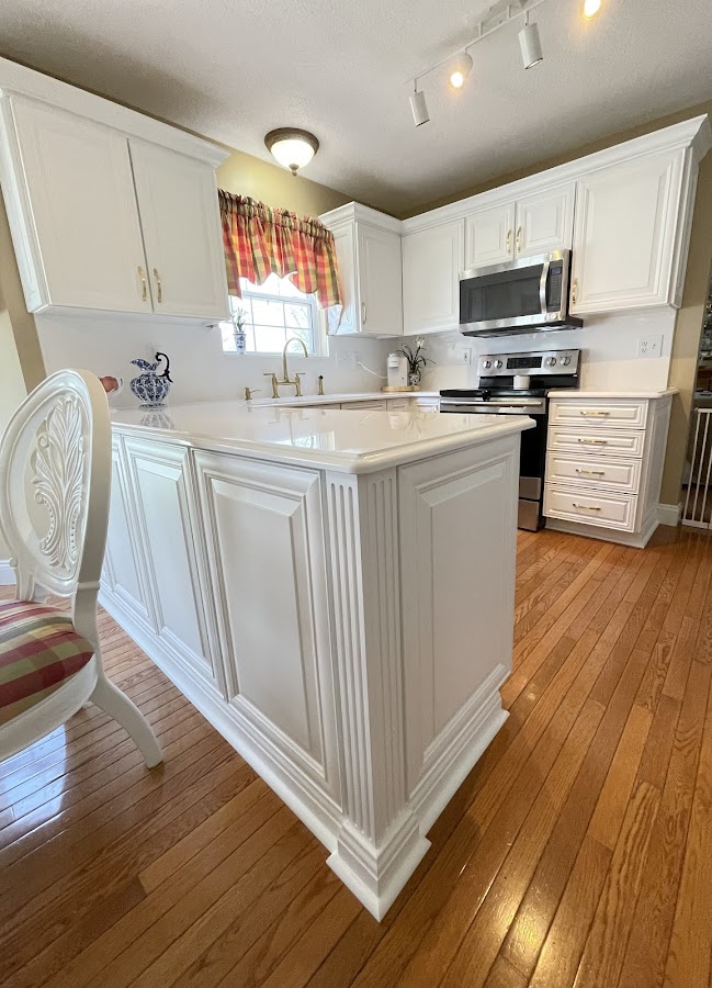 Cabinet Refacing By Design