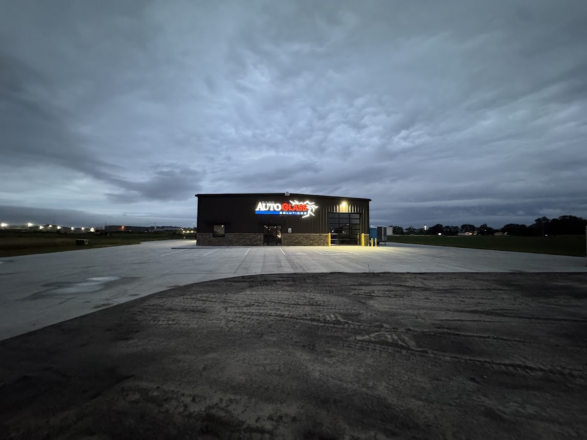 Auto Glass Solutions Dan Young
