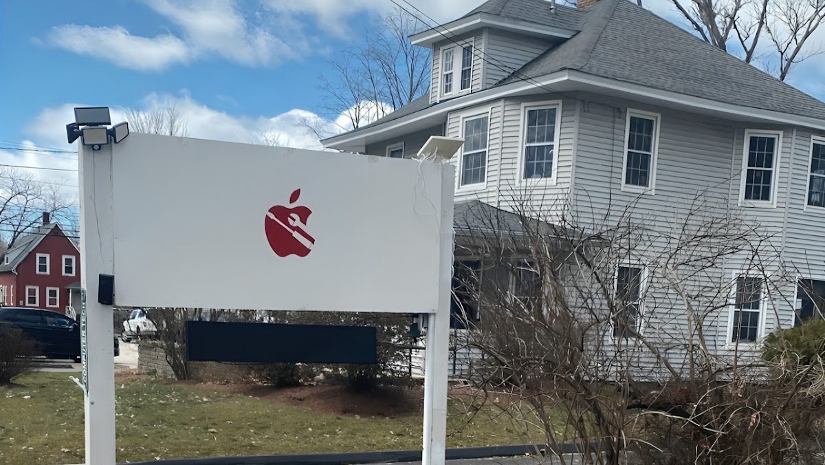 Apple Tech Guys - NH iPhone Repair Service - Fix My Apple MacBooks Same Day Repairs