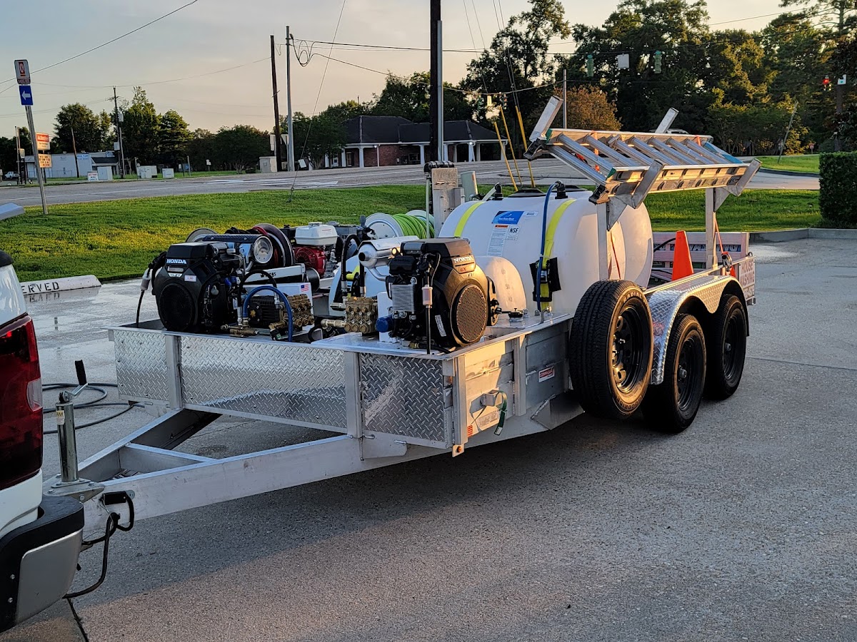 WLC Pressure Washing & Services LLC - WLC Pressure Washing & Services LLC Roof Repair in Baton Rouge, LA photo