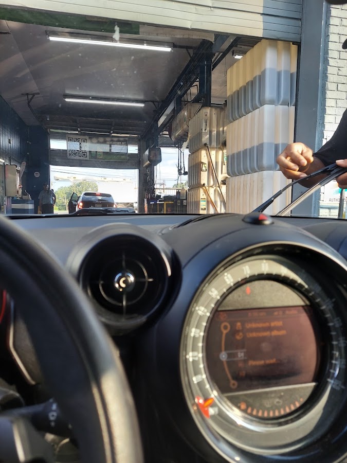 Car Care Clinic & Jet Lube - Metrocenter