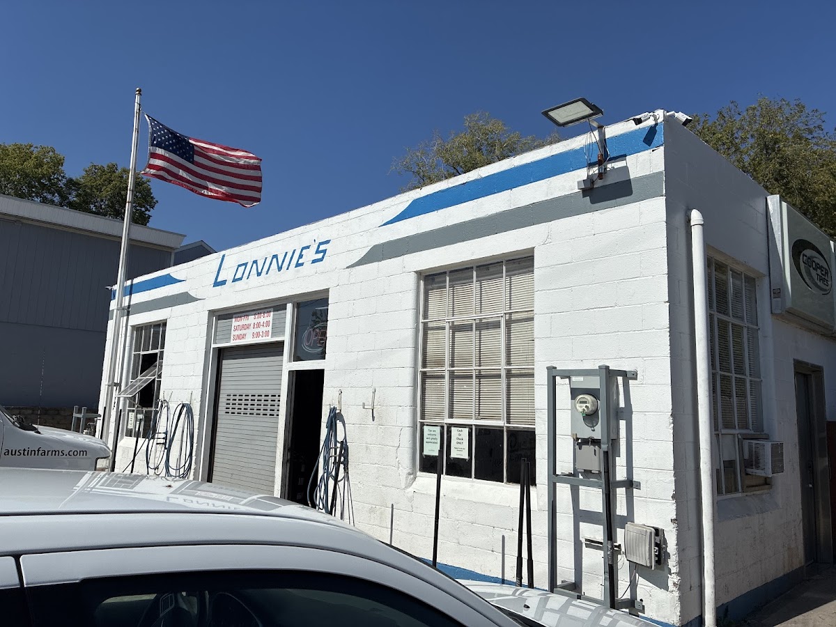 Lonnie's Tire Services