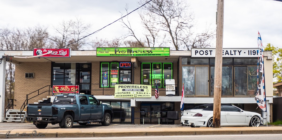 Pro Wireless (Tablet, iphone, samsung, computer repairs, accessories and phone sale) Charging Port Repair in Cranston, RI photo