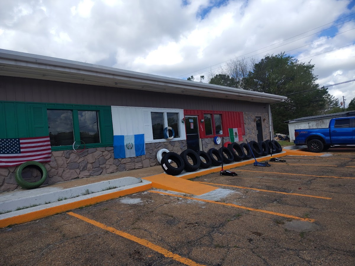 Tire Shop Chiguil LLC