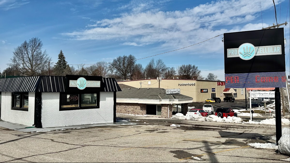 Pro Cellular LLC Charging Port Repair in St Joseph, MO photo