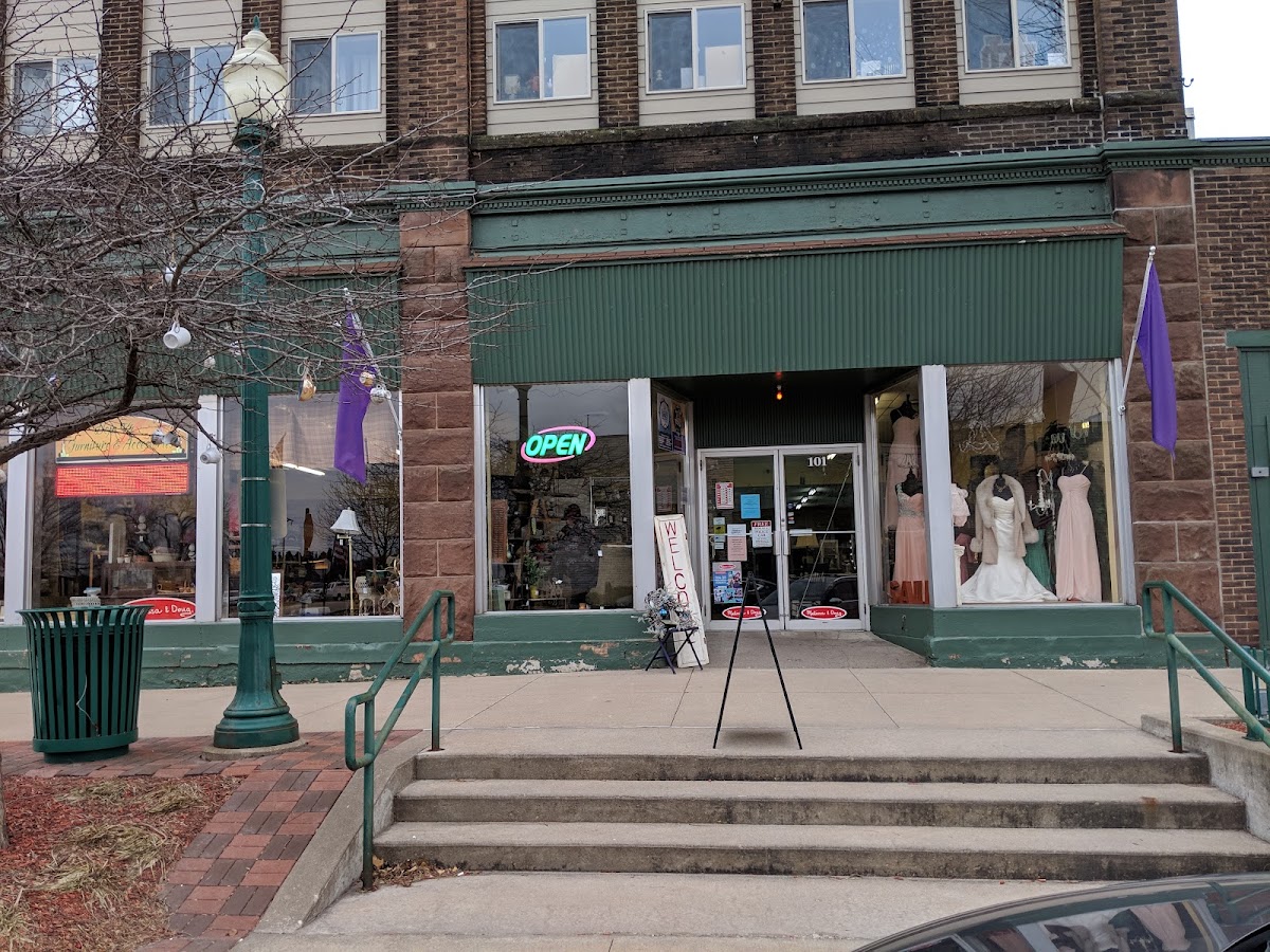 Deja Vu Furniture and Accessories