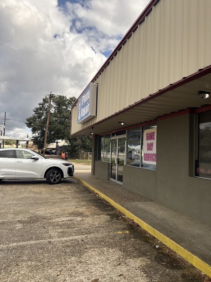 iPhone Lafayette 15+ Years in Business “Seriously the best service!