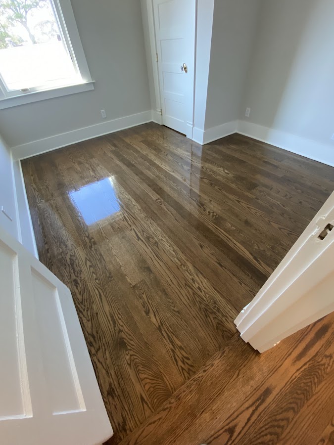 Pérez Hardwood Floor