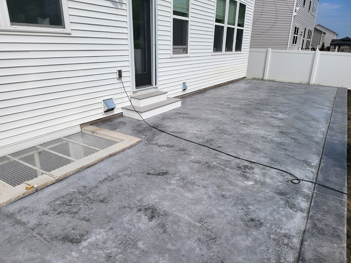 Concrete Creations & Outdoor Services