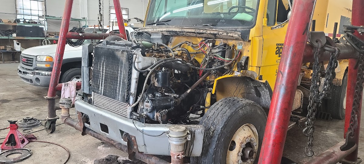 Duncan's Truck & Trailer Repair - Duncan's Truck & Trailer Repair Pipe Repair in Hutchinson, KS photo