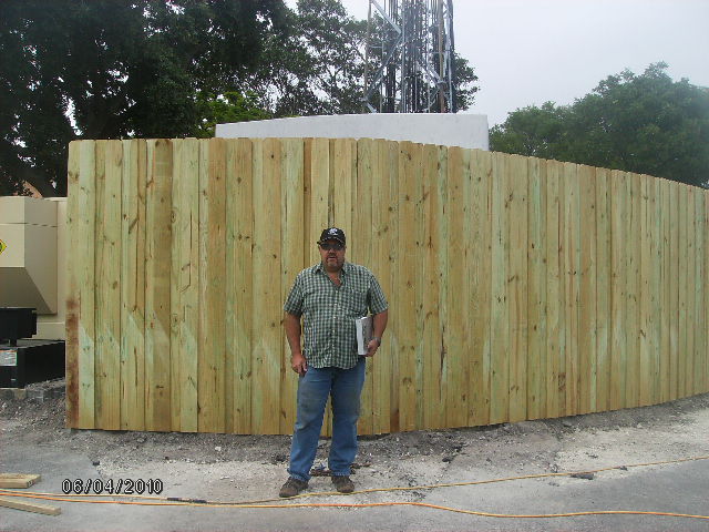 A-Hinze Fence Contractors