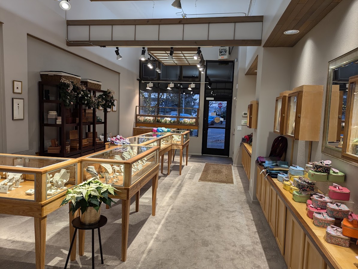 Madison Park Jewelers - Madison Park Jewelers Jewelry Repair in Seattle, WA photo