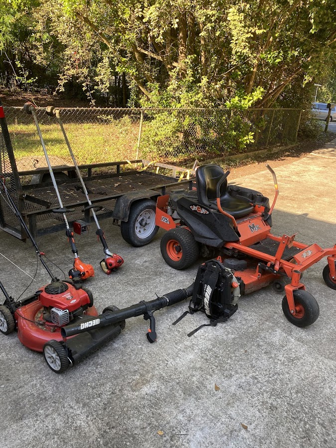 Mae’s lawn maintenance and landscaping