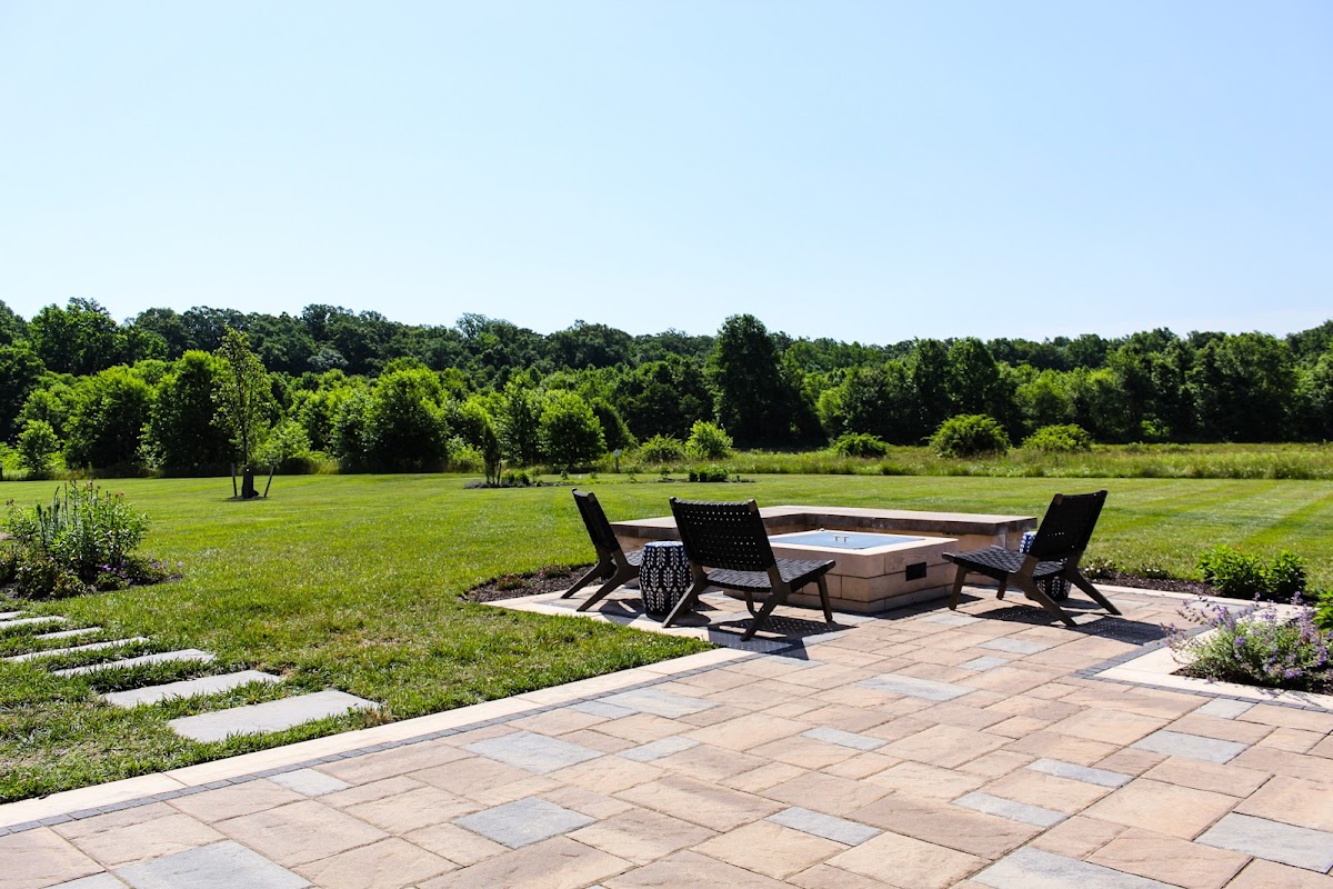 Jonny Nichols Landscape Maintenance, Inc.