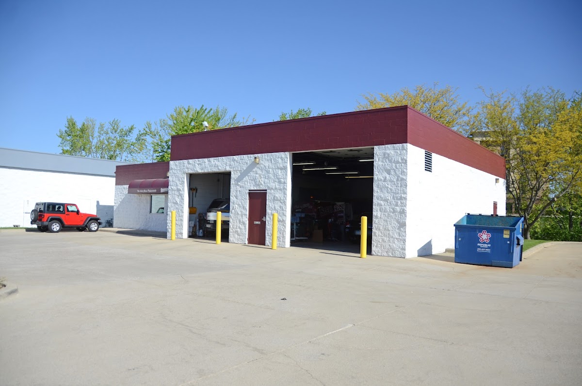 Stephens Auto Glass - Stephens Auto Glass Window Repair in Normal, IL photo