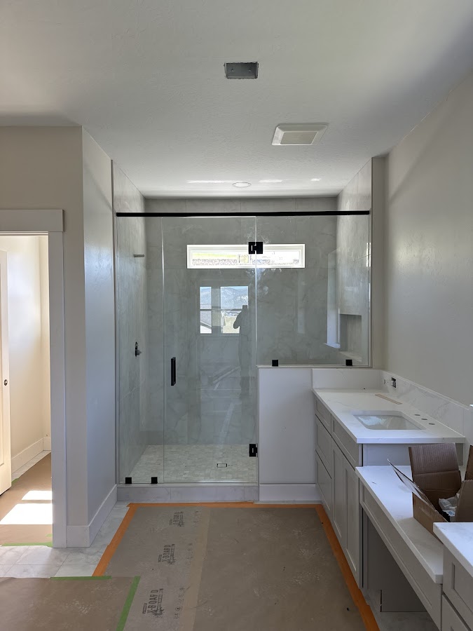 Missoula Glass - Missoula Glass Shower Repair in Missoula, MT photo