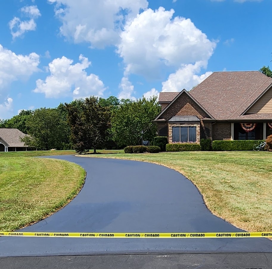 J & M Sealcoating LLC