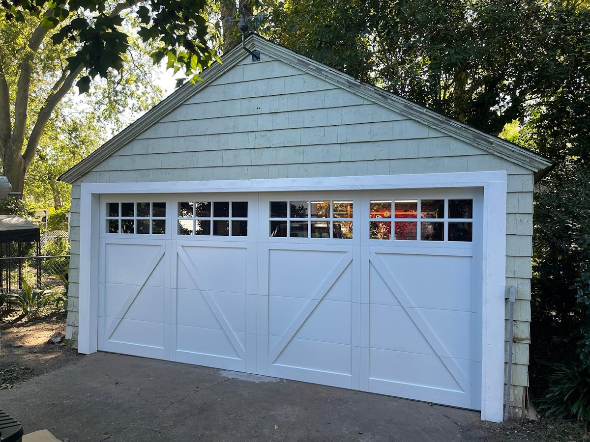 Lion Garage Door Repair & Installation