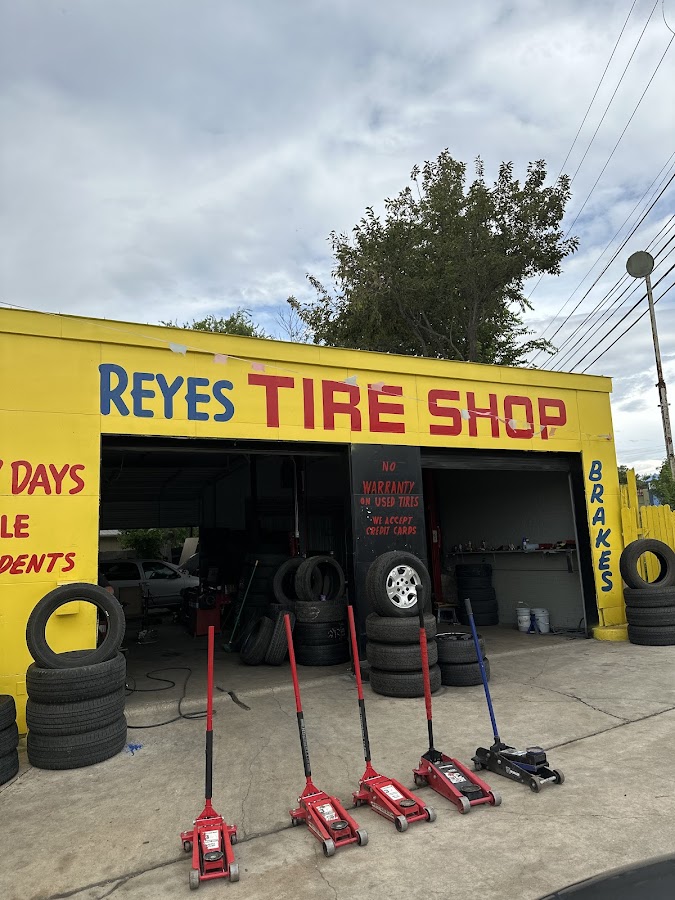 Reyes tire shop