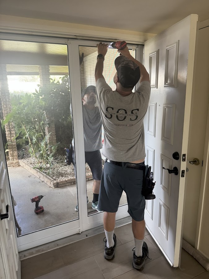 S.O.S. Mobile Screens