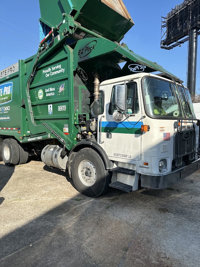 Waste Pro Garbage Disposal Repair in Kenner, LA photo