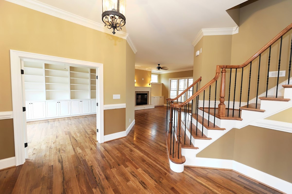 Discover Hardwood Flooring & Design, LLC
