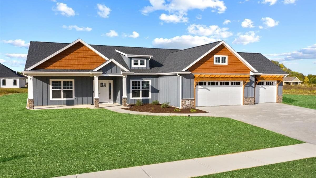 Rivers Edge Construction & Remodeling LTD - Rivers Edge Construction & Remodeling LTD Roof Repair in Fort Wayne, IN photo