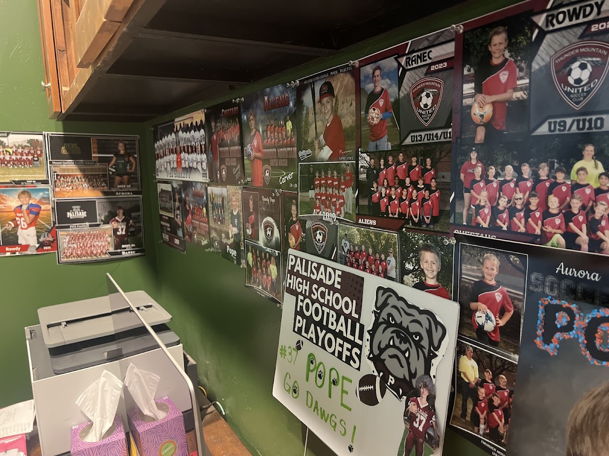 MJ Thomas Photography