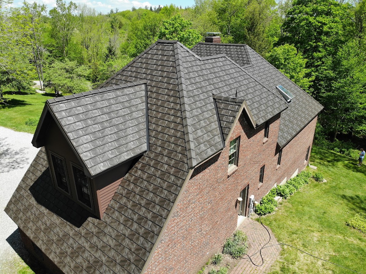 River Valley Roofers LLC