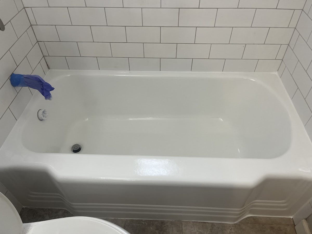 Carolina Tile, Grout & Tub Restoration, Inc. - Carolina Tile, Grout & Tub Restoration, Inc. Bathtub Repair in Greensboro, NC photo