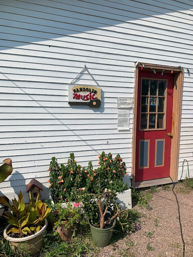 Randolin Music Store and Guitar Repair
