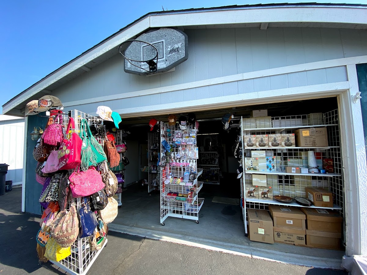 Lighthouse Gift Shop