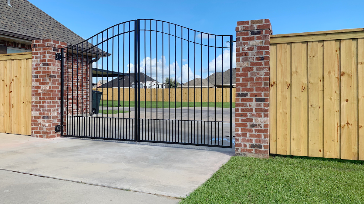 Lapeyrouse Fence LLC